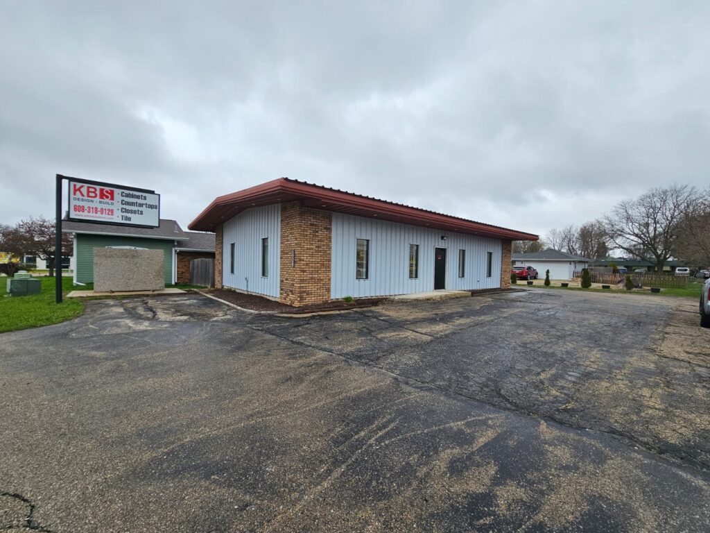 Sun Prairie Showroom